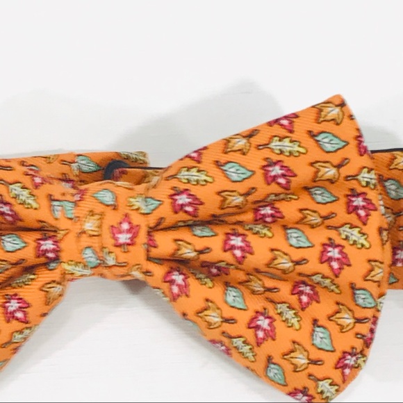 Vineyard Vines Accessories Vineyard Vines Fall Leaves Adjustable Bow